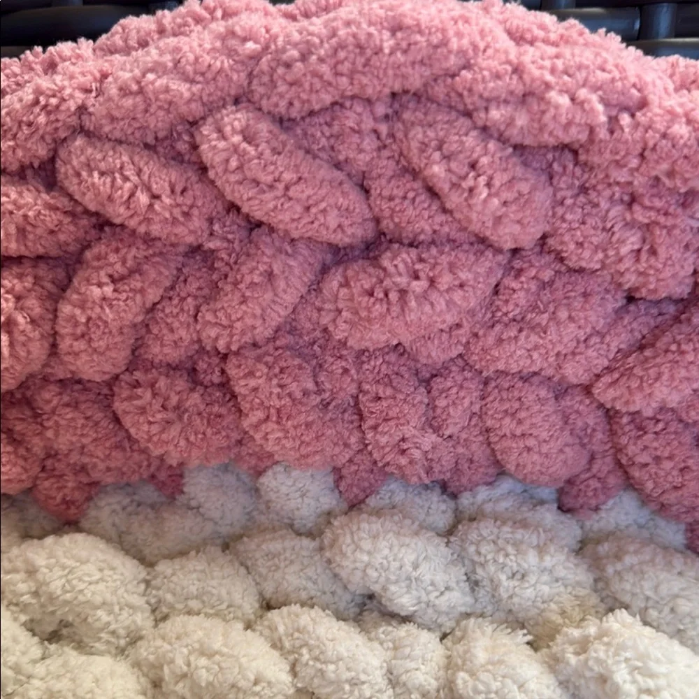 Pink and Cream Small Pet Bedding with Spiral Design